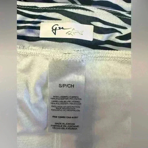 GREG NORMAN Purple White Zebra Print Skort - Picture 3 of 4